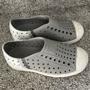Native brand size 10 children’s water shoes